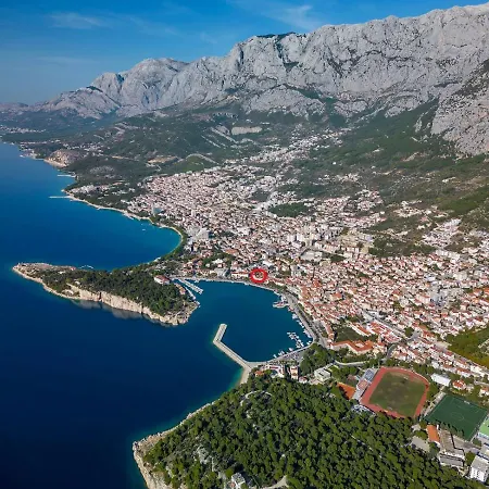 Lanterna Makarska